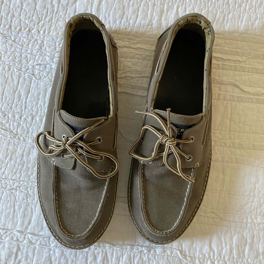 Men’s Sperry slip on shoes